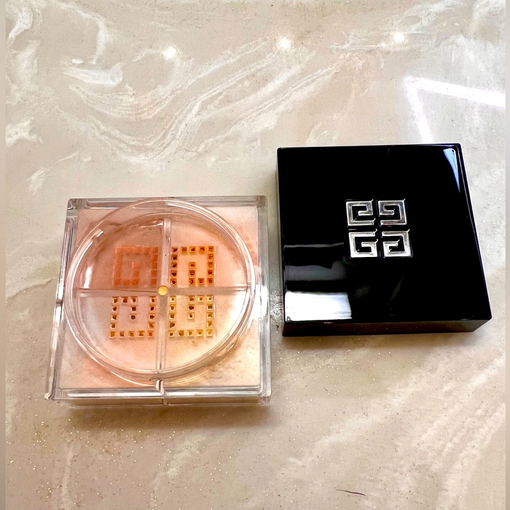 Givenchy Prisme Libre mini- 05 popeline mimosa- 1/2 left